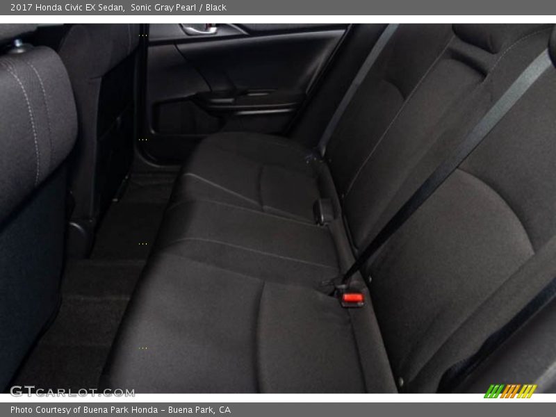 Sonic Gray Pearl / Black 2017 Honda Civic EX Sedan