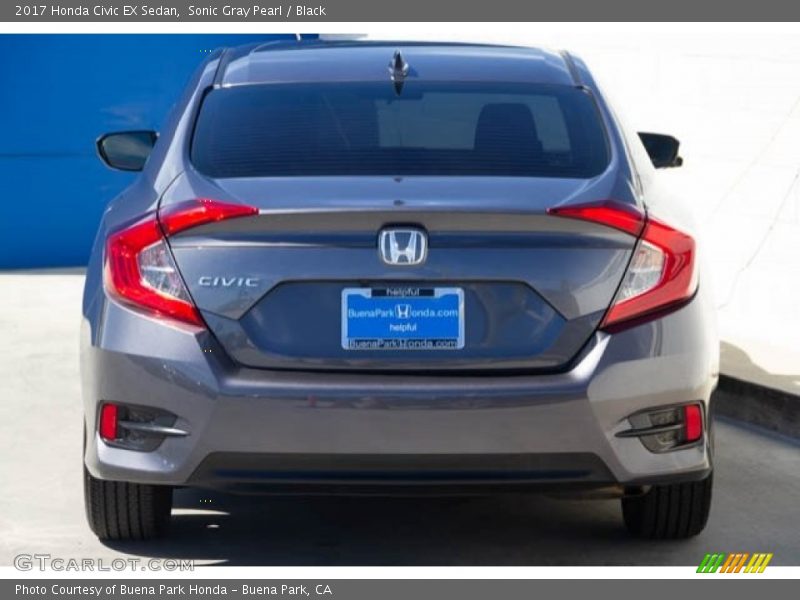 Sonic Gray Pearl / Black 2017 Honda Civic EX Sedan
