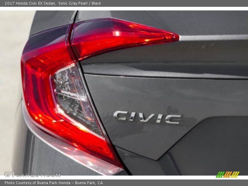 Sonic Gray Pearl / Black 2017 Honda Civic EX Sedan