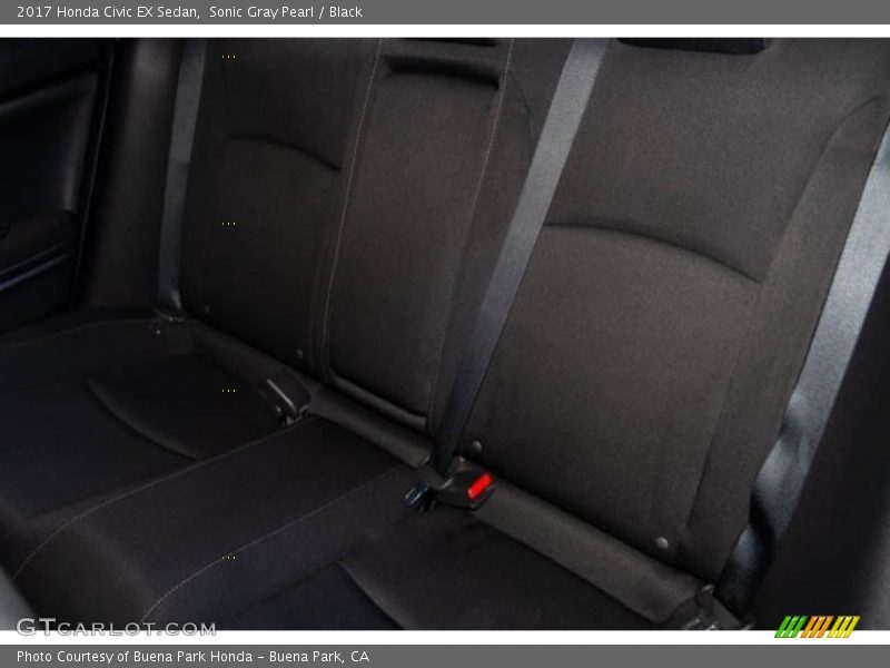 Sonic Gray Pearl / Black 2017 Honda Civic EX Sedan