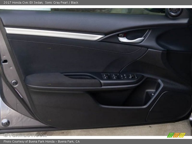 Sonic Gray Pearl / Black 2017 Honda Civic EX Sedan