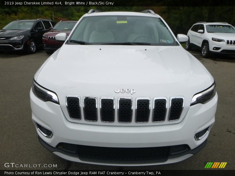 Bright White / Black/Ski Grey 2019 Jeep Cherokee Limited 4x4