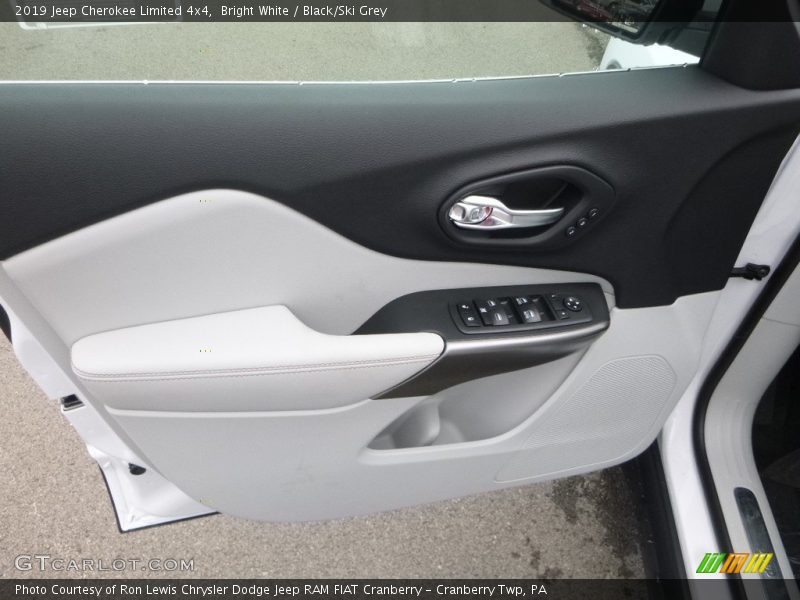 Bright White / Black/Ski Grey 2019 Jeep Cherokee Limited 4x4