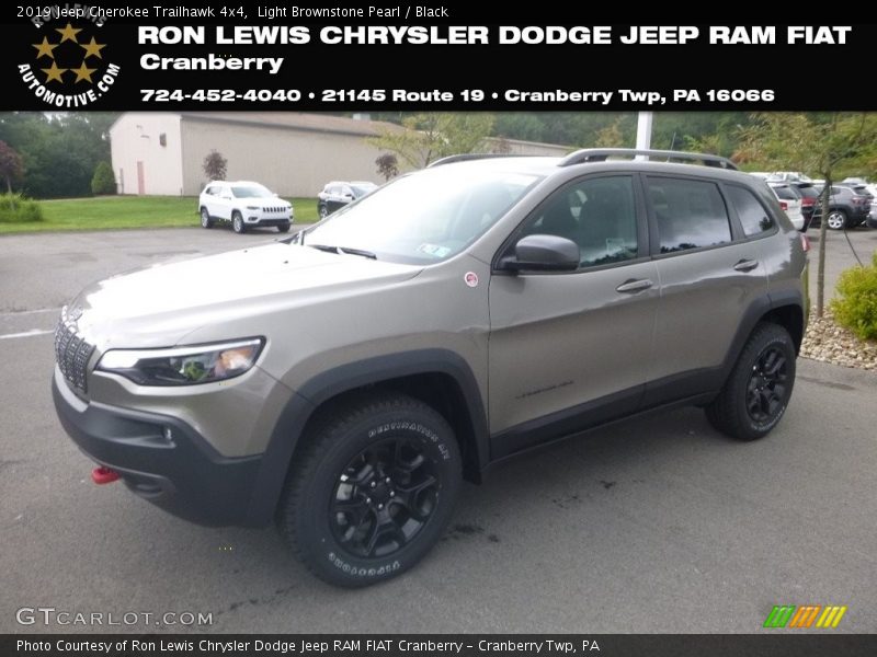 Light Brownstone Pearl / Black 2019 Jeep Cherokee Trailhawk 4x4
