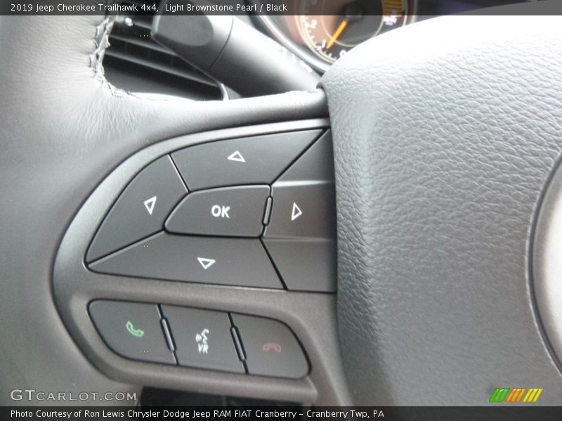 Light Brownstone Pearl / Black 2019 Jeep Cherokee Trailhawk 4x4