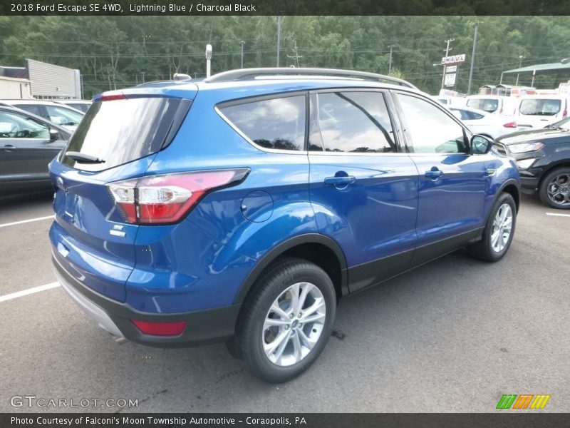 Lightning Blue / Charcoal Black 2018 Ford Escape SE 4WD