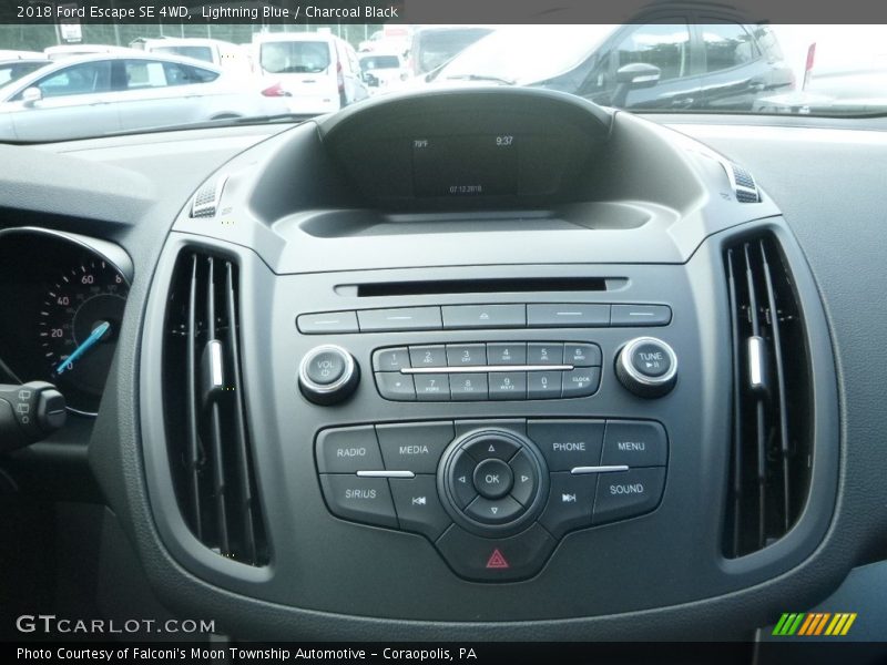 Lightning Blue / Charcoal Black 2018 Ford Escape SE 4WD