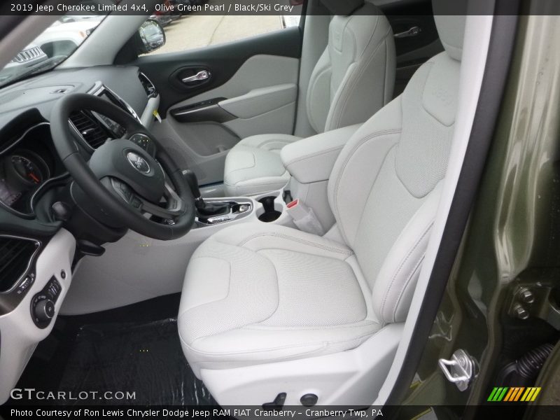 Olive Green Pearl / Black/Ski Grey 2019 Jeep Cherokee Limited 4x4