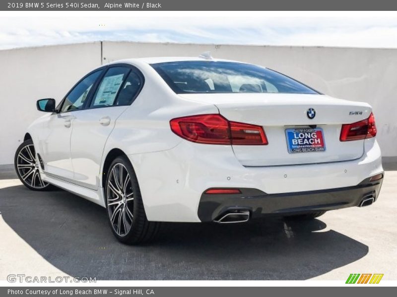 Alpine White / Black 2019 BMW 5 Series 540i Sedan