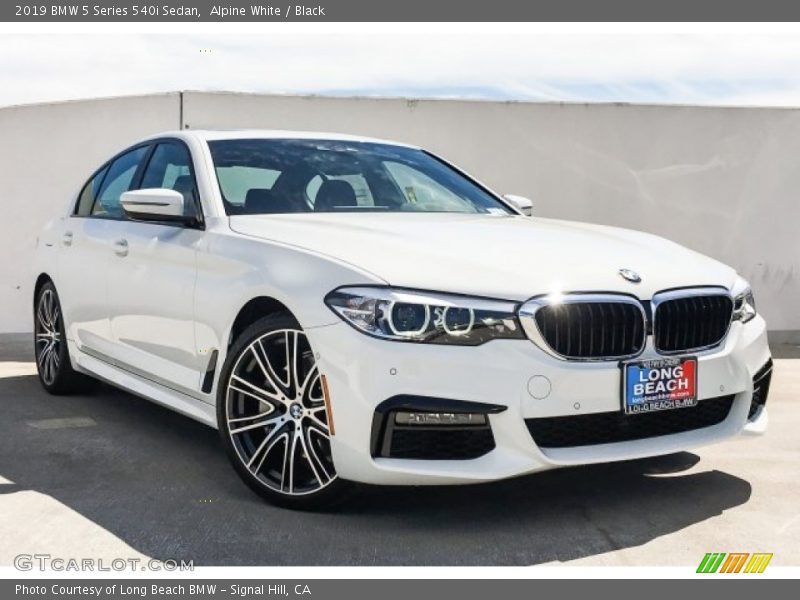 Alpine White / Black 2019 BMW 5 Series 540i Sedan