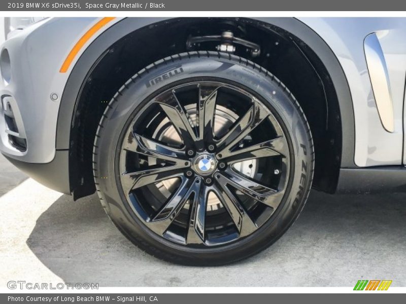 Space Gray Metallic / Black 2019 BMW X6 sDrive35i
