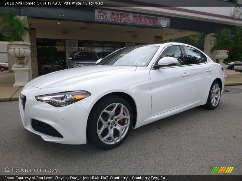 Alfa White / Black/Red 2018 Alfa Romeo Giulia Ti AWD