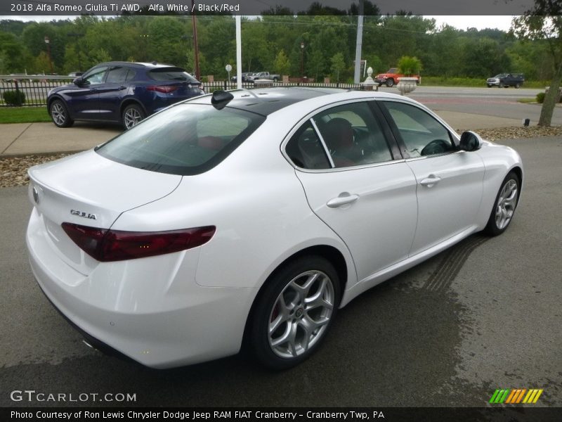 Alfa White / Black/Red 2018 Alfa Romeo Giulia Ti AWD