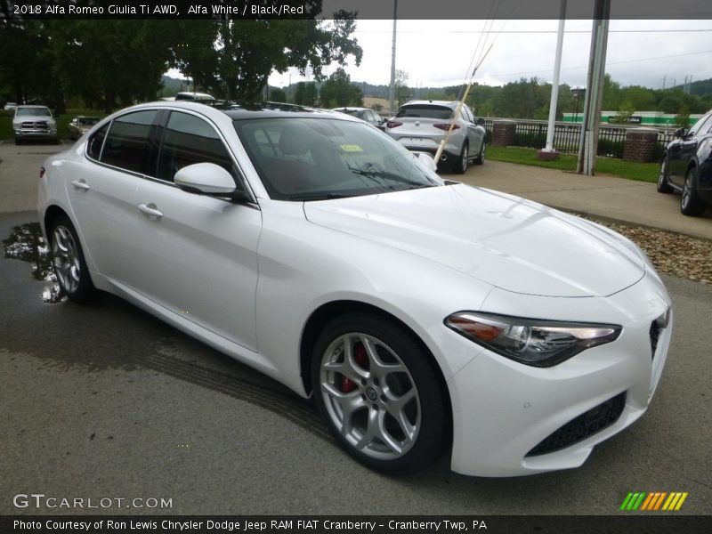 Alfa White / Black/Red 2018 Alfa Romeo Giulia Ti AWD