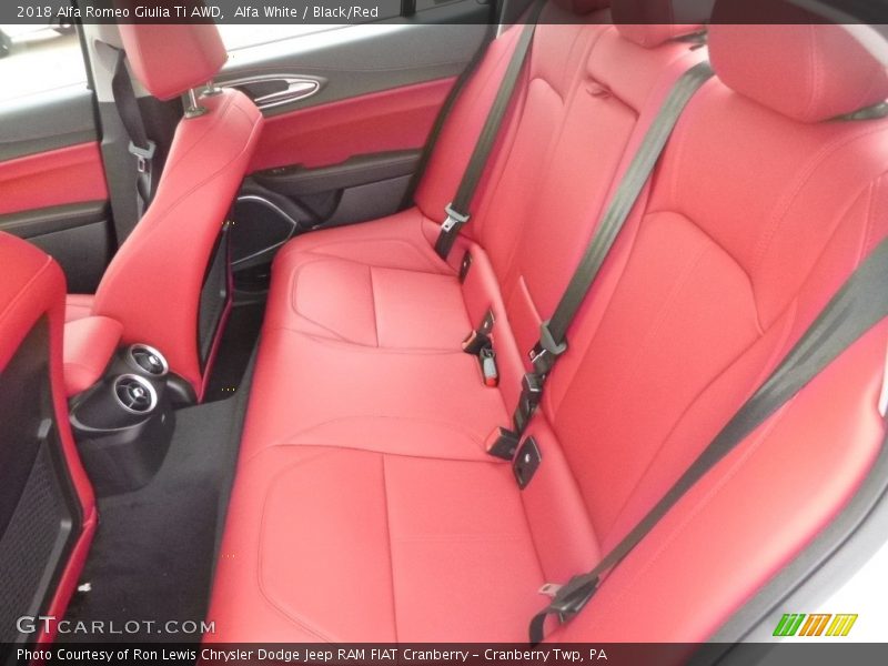 Alfa White / Black/Red 2018 Alfa Romeo Giulia Ti AWD
