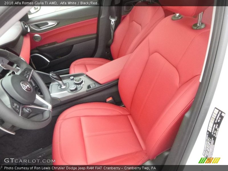 Alfa White / Black/Red 2018 Alfa Romeo Giulia Ti AWD