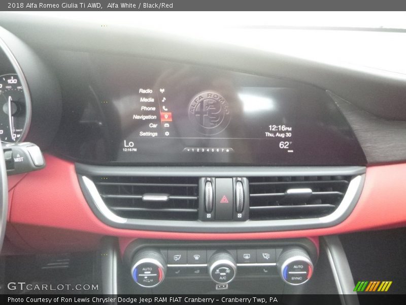 Alfa White / Black/Red 2018 Alfa Romeo Giulia Ti AWD
