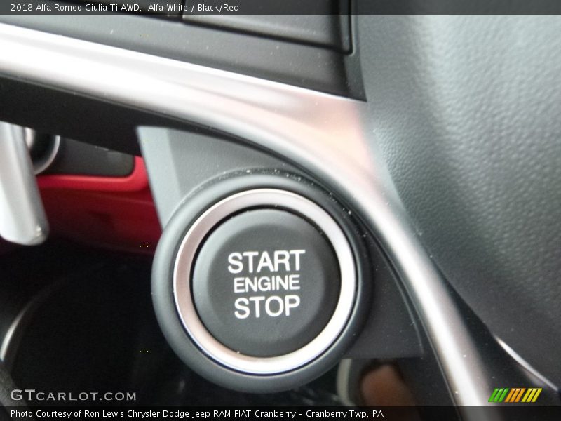 Alfa White / Black/Red 2018 Alfa Romeo Giulia Ti AWD
