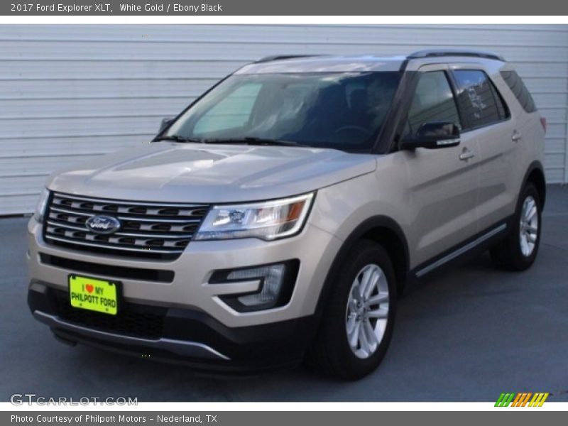 White Gold / Ebony Black 2017 Ford Explorer XLT