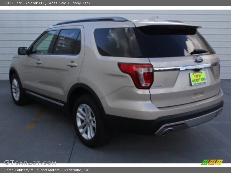 White Gold / Ebony Black 2017 Ford Explorer XLT