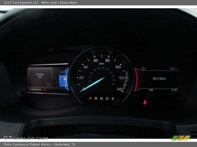 White Gold / Ebony Black 2017 Ford Explorer XLT