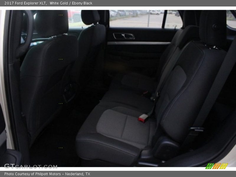 White Gold / Ebony Black 2017 Ford Explorer XLT