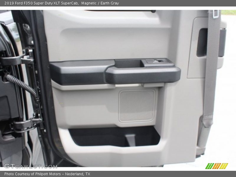 Magnetic / Earth Gray 2019 Ford F350 Super Duty XLT SuperCab