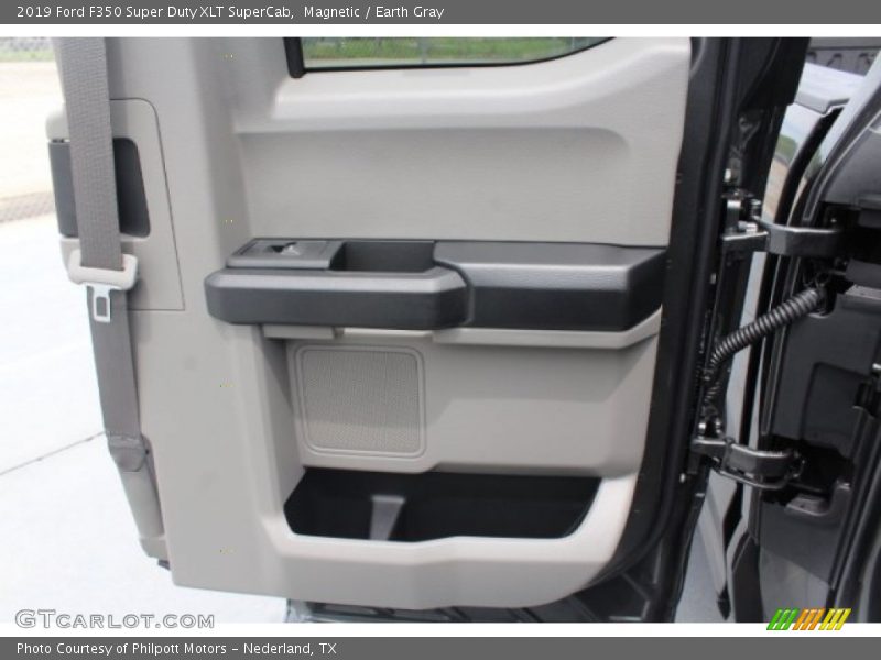 Magnetic / Earth Gray 2019 Ford F350 Super Duty XLT SuperCab