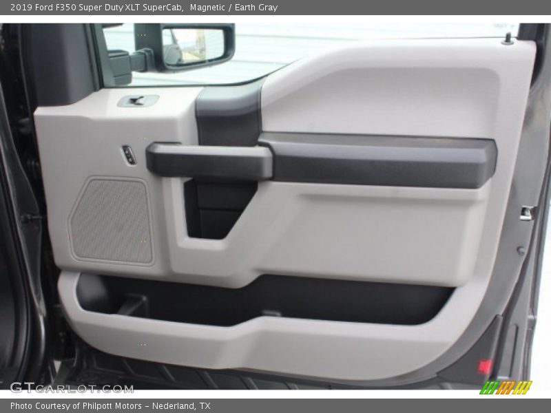Magnetic / Earth Gray 2019 Ford F350 Super Duty XLT SuperCab