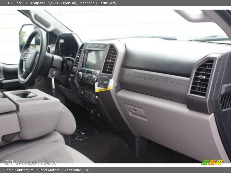Magnetic / Earth Gray 2019 Ford F350 Super Duty XLT SuperCab