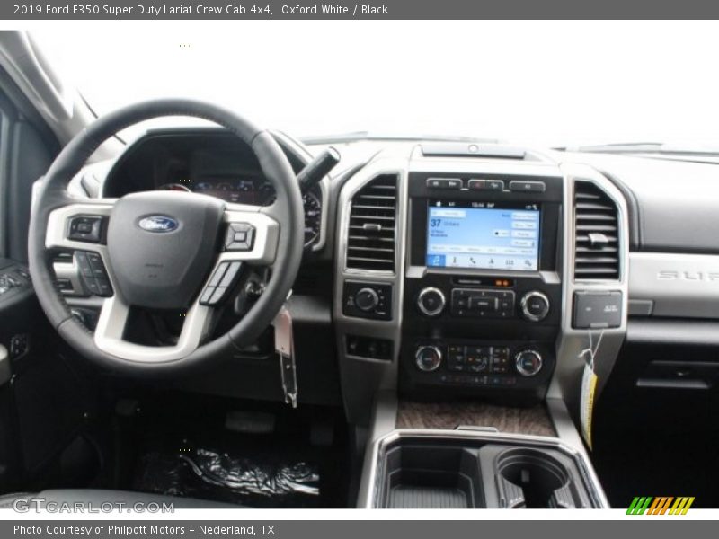 Dashboard of 2019 F350 Super Duty Lariat Crew Cab 4x4