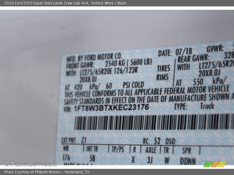 2019 F350 Super Duty Lariat Crew Cab 4x4 Oxford White Color Code Z1