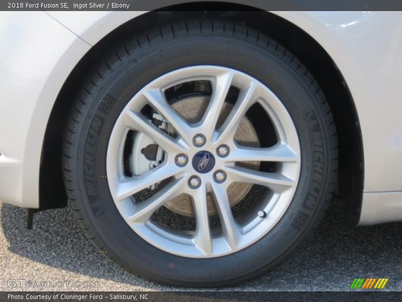 Ingot Silver / Ebony 2018 Ford Fusion SE