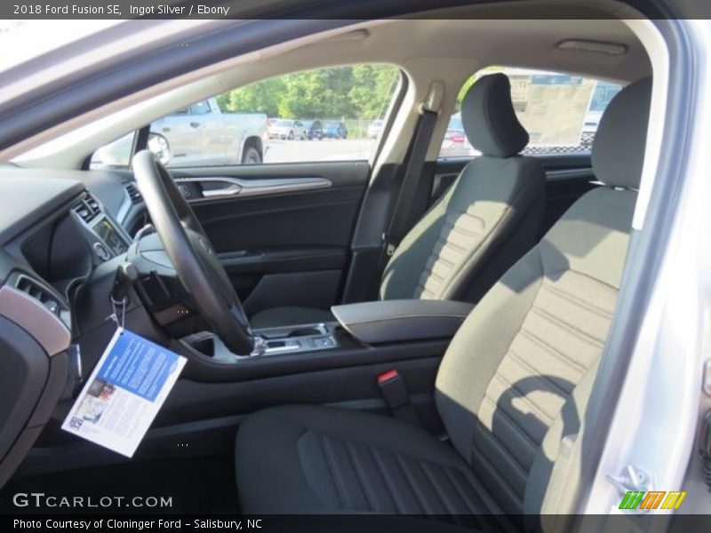 Ingot Silver / Ebony 2018 Ford Fusion SE