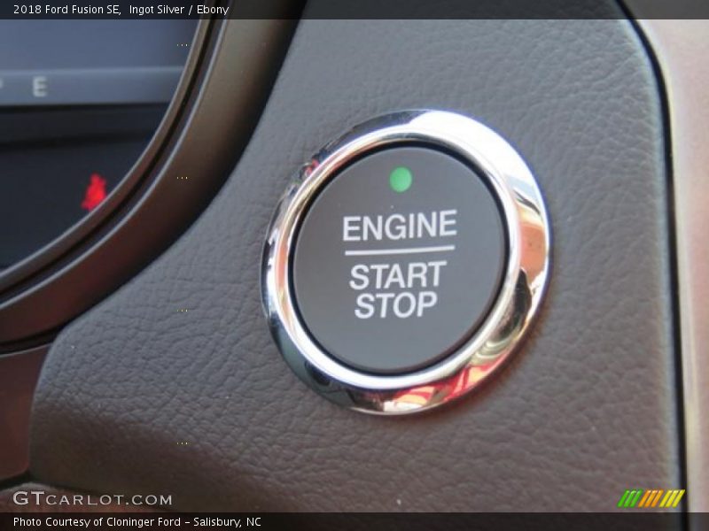 Ingot Silver / Ebony 2018 Ford Fusion SE