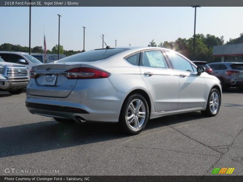 Ingot Silver / Ebony 2018 Ford Fusion SE