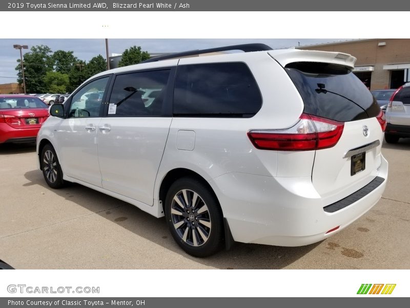 Blizzard Pearl White / Ash 2019 Toyota Sienna Limited AWD