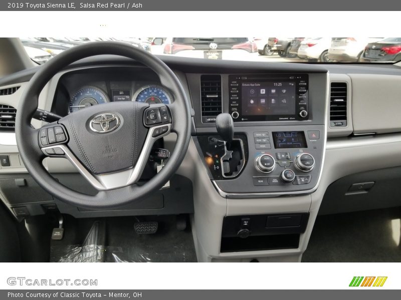 Dashboard of 2019 Sienna LE