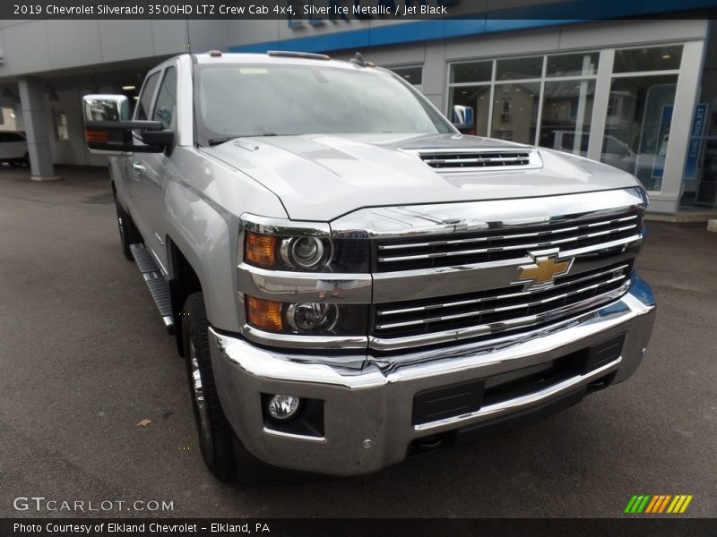 Silver Ice Metallic / Jet Black 2019 Chevrolet Silverado 3500HD LTZ Crew Cab 4x4