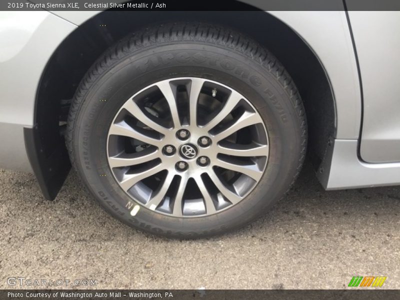  2019 Sienna XLE Wheel