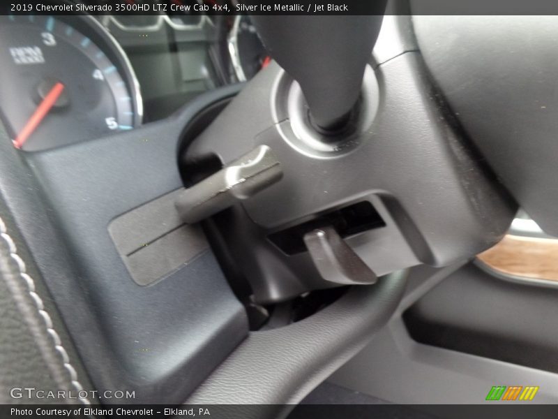 Silver Ice Metallic / Jet Black 2019 Chevrolet Silverado 3500HD LTZ Crew Cab 4x4