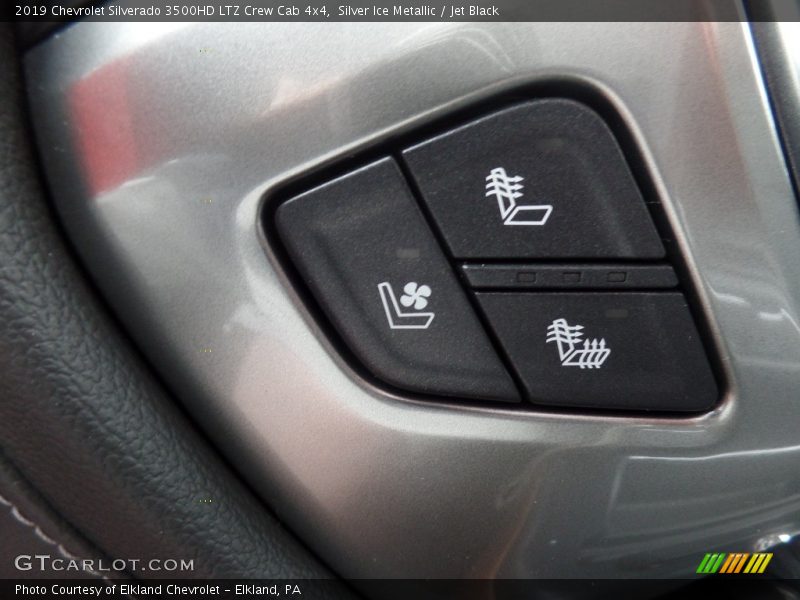 Silver Ice Metallic / Jet Black 2019 Chevrolet Silverado 3500HD LTZ Crew Cab 4x4
