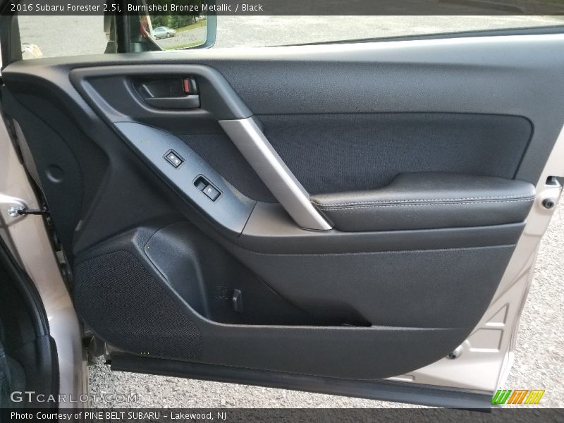 Burnished Bronze Metallic / Black 2016 Subaru Forester 2.5i