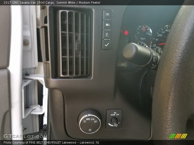 Summit White / Medium Pewter 2017 GMC Savana Van 2500 Cargo