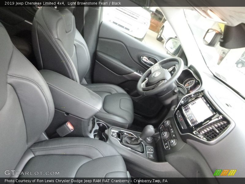 Light Brownstone Pearl / Black 2019 Jeep Cherokee Limited 4x4