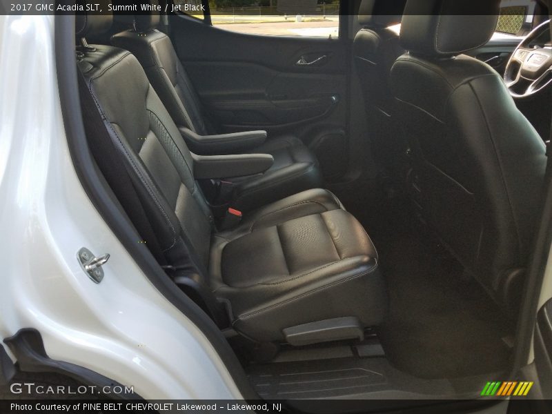 Summit White / Jet Black 2017 GMC Acadia SLT