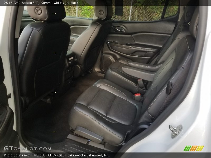 Summit White / Jet Black 2017 GMC Acadia SLT