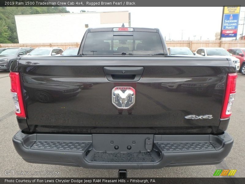 Rugged Brown Pearl / Black 2019 Ram 1500 Tradesman Crew Cab 4x4