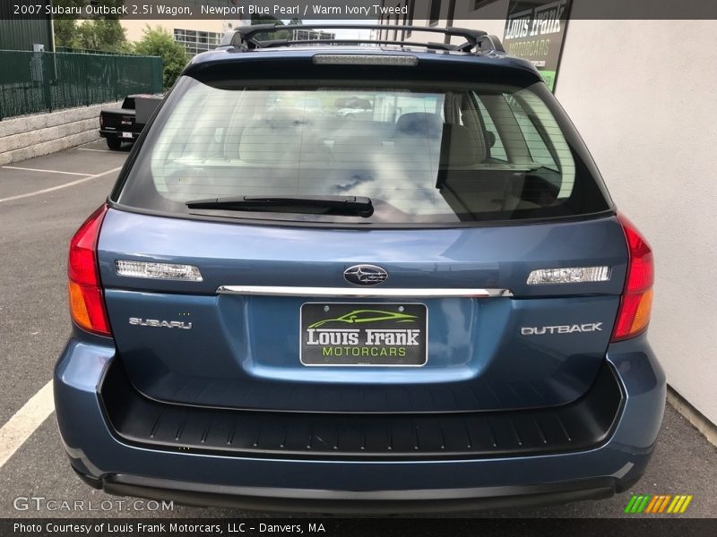 Newport Blue Pearl / Warm Ivory Tweed 2007 Subaru Outback 2.5i Wagon