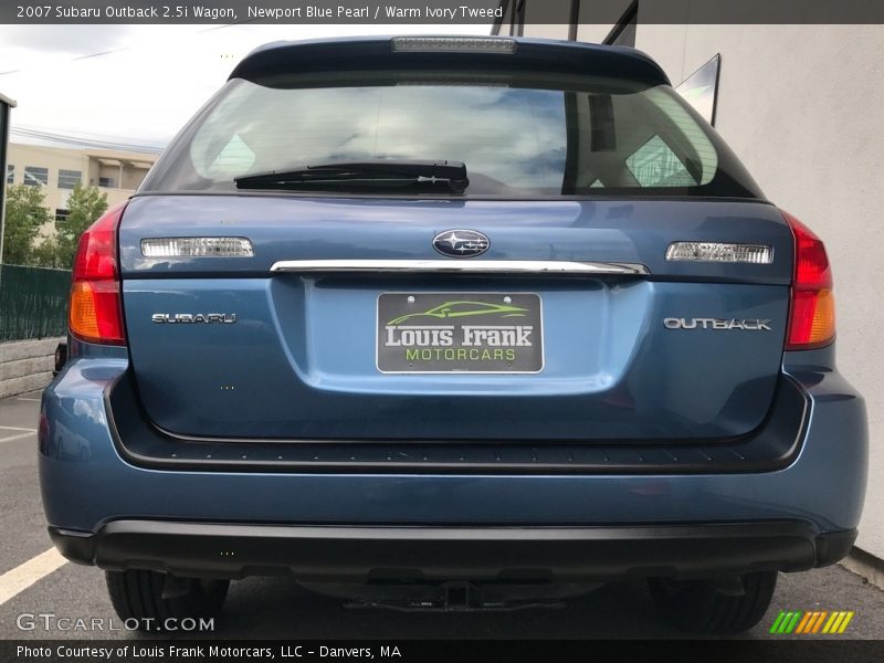 Newport Blue Pearl / Warm Ivory Tweed 2007 Subaru Outback 2.5i Wagon